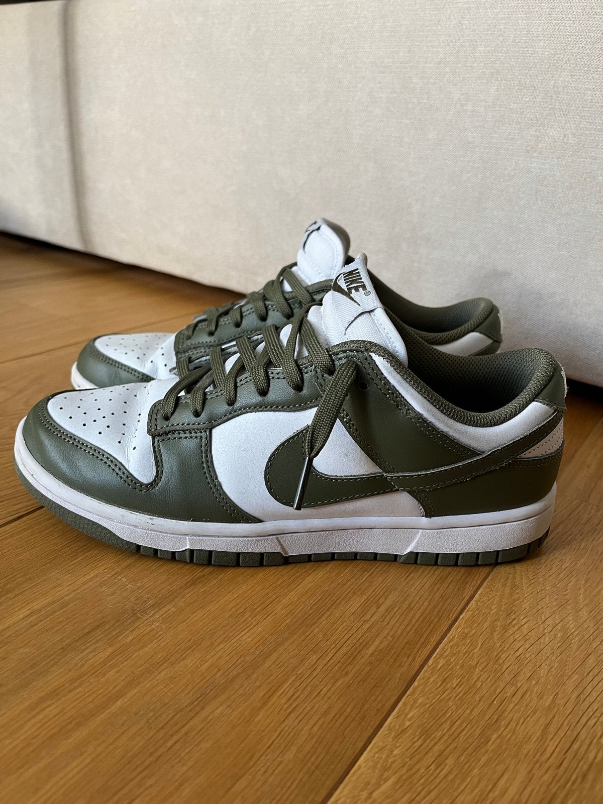 Nike Dunk Low Olive Green - Maat 39, Ophalen of Verzenden, Gedragen, Groen, Sneakers of Gympen