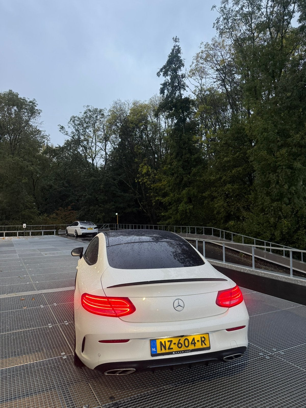 Mercedes c180 coupe Amg pakket, Auto's, 4 cilinders, 715 kg, Alcantara, Wit