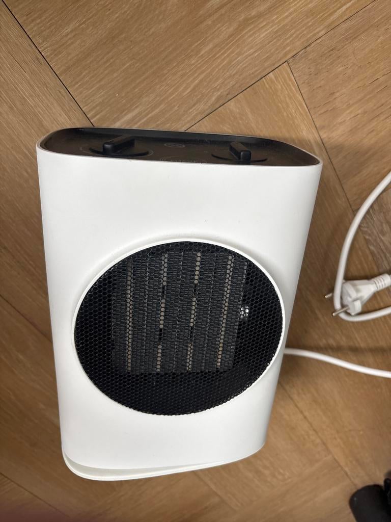 Compacte elektrische kachel - FUAVE, Witgoed en Apparatuur, Ventilatoren, Ophalen, Zo goed als nieuw, Tafelventilator
