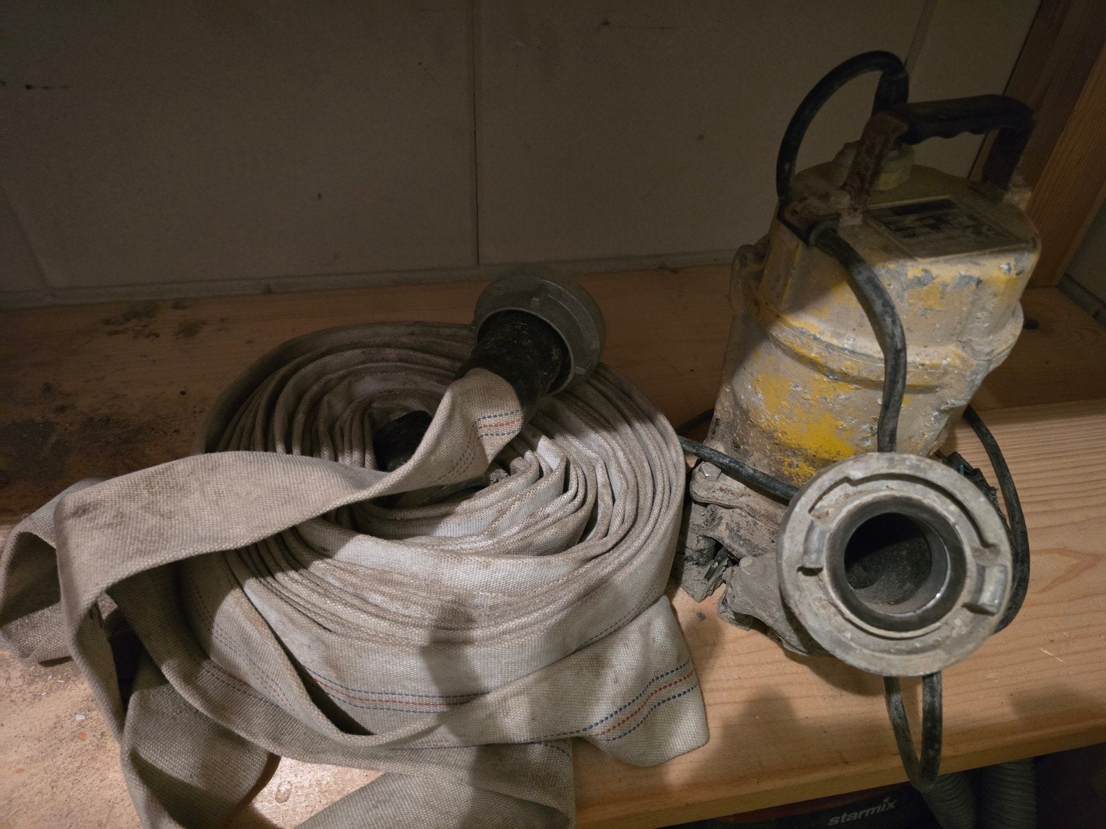 Wacker Neuson PST2 400 Dompelpomp met Vlotter en Waterslang, Ophalen, Gebruikt