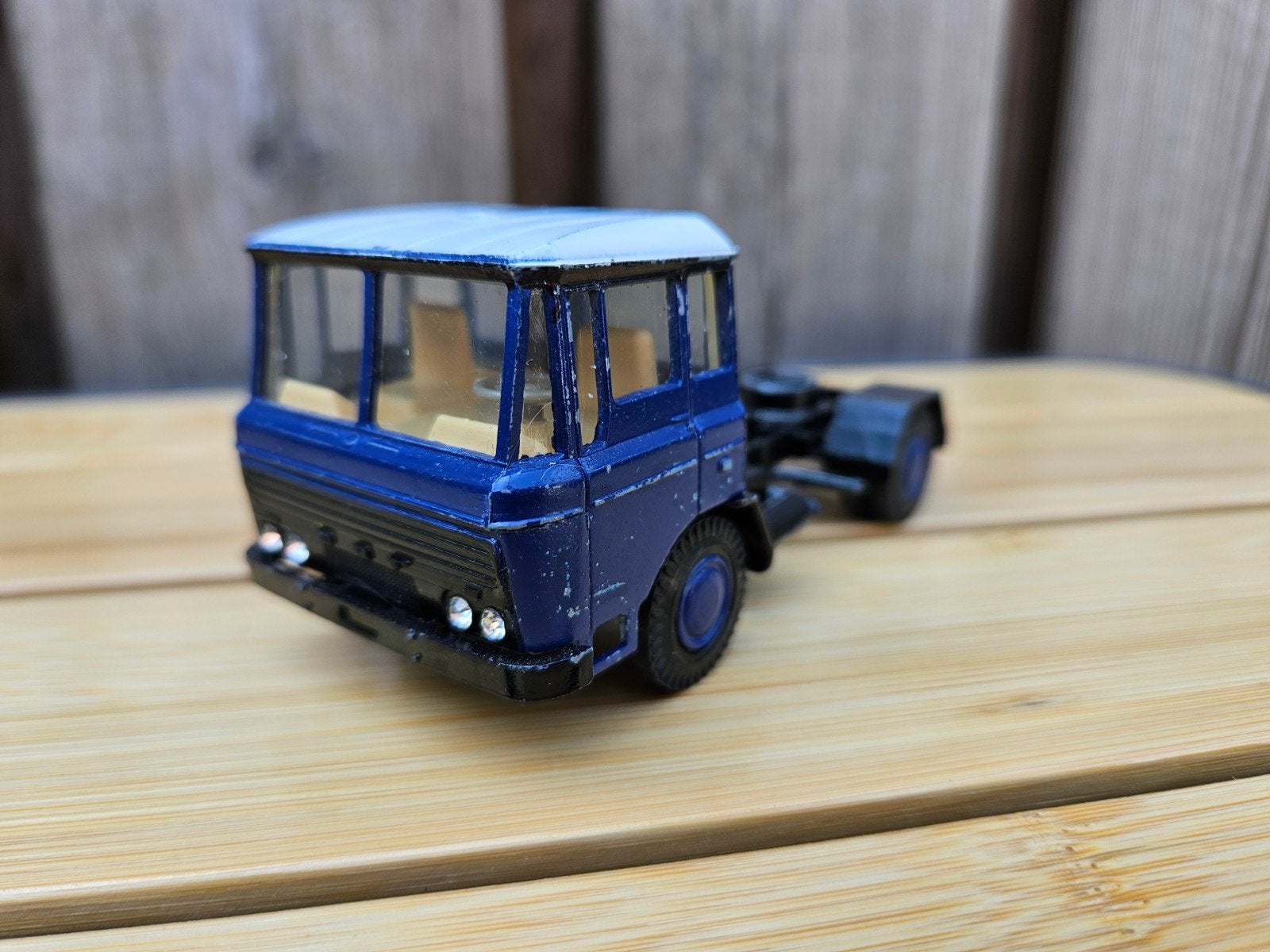 Lioncar Daf 2600 Losse Trekker Blauw 1:50 Metaal, Ophalen of Verzenden, Gebruikt, Bus of Vrachtwagen, Lion Toys