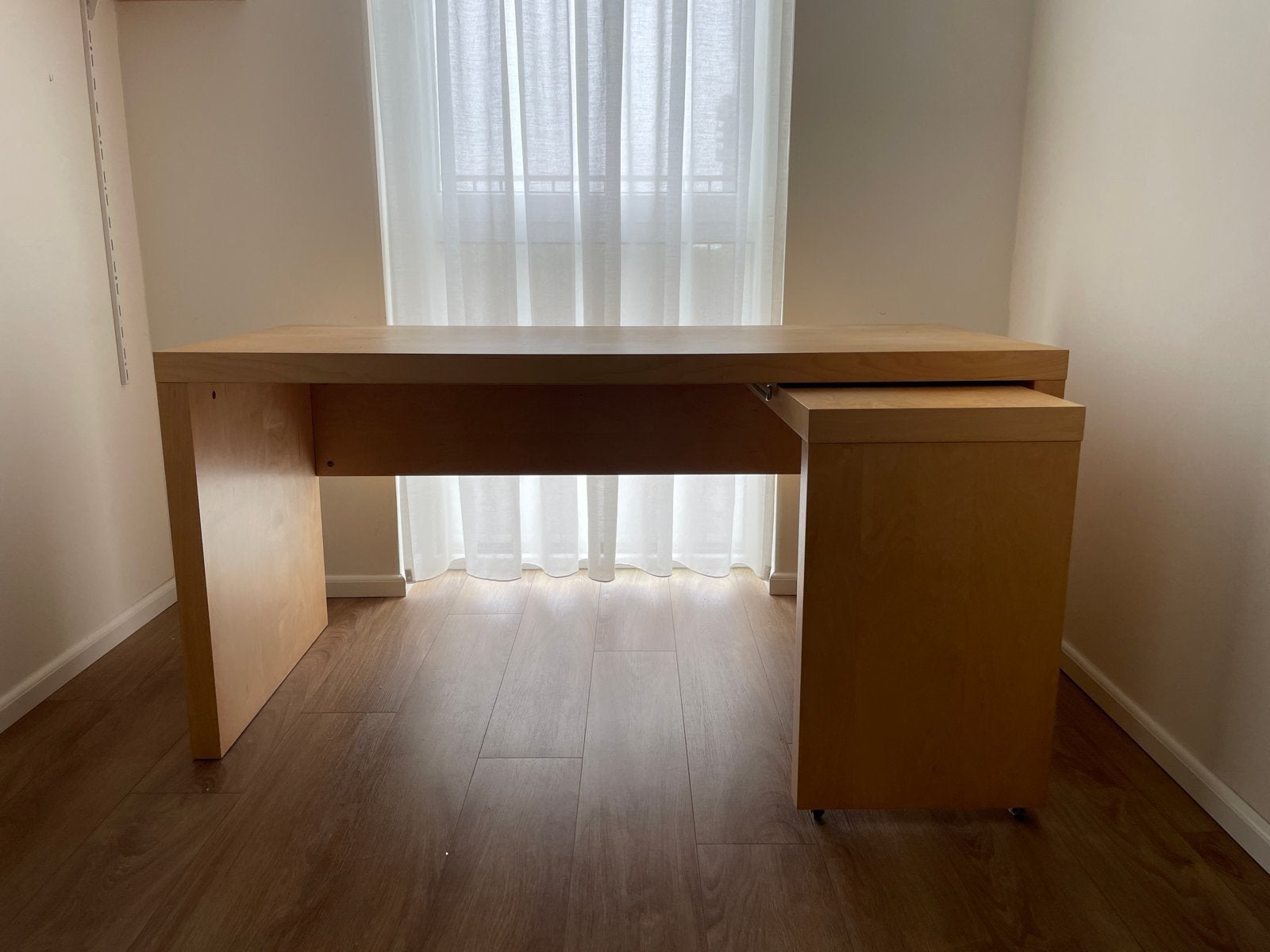 Naaimeubel met uittrekbaar deel - 150x65x73 cm, Ophalen, Gebruikt, Hout, Overige typen