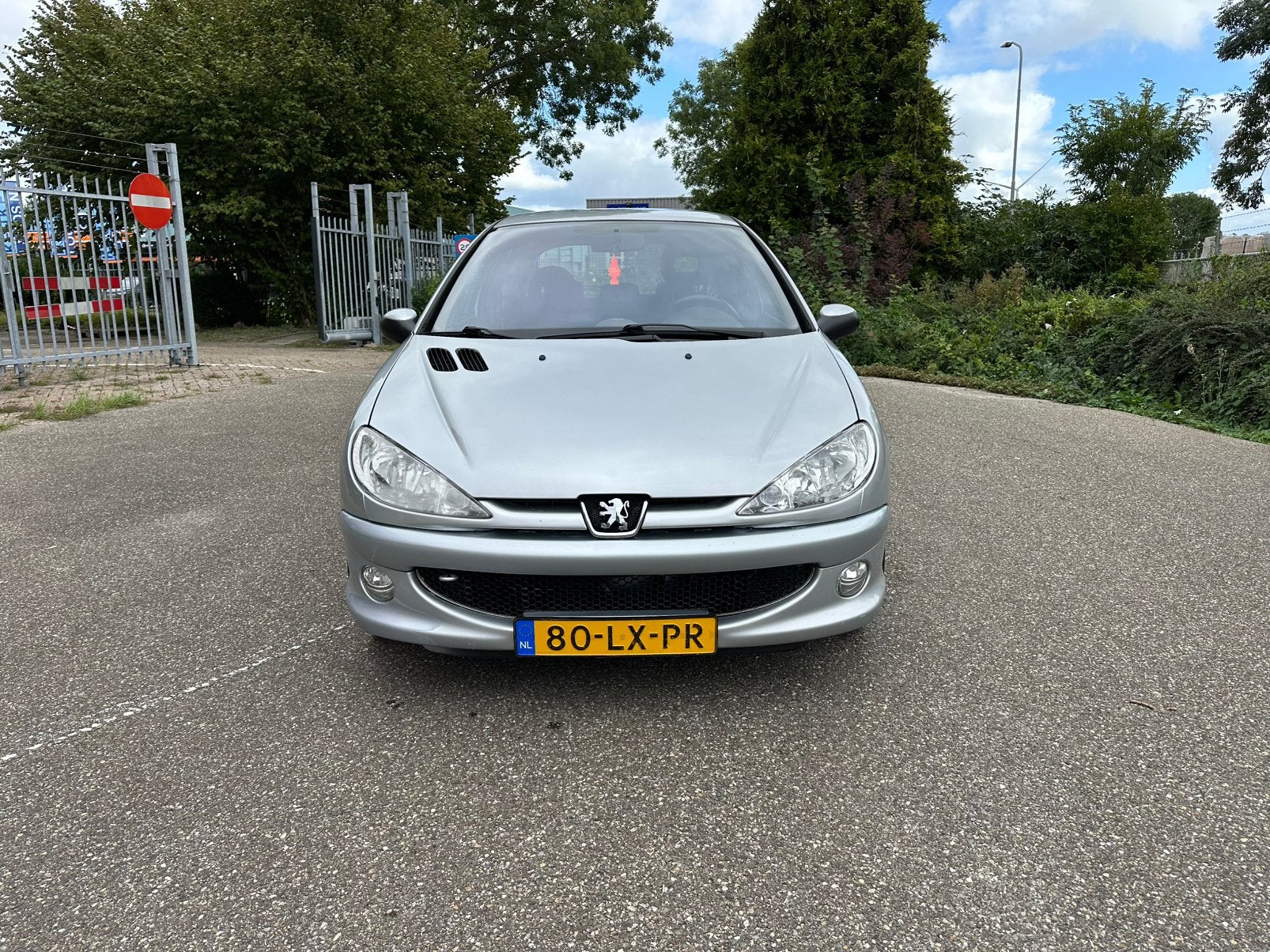 Peugeot 206 Quicksilver 1.6 2003 Benzine, Auto's, Voorwielaandrijving, Sound system, 40 €/maand, Bedrijf