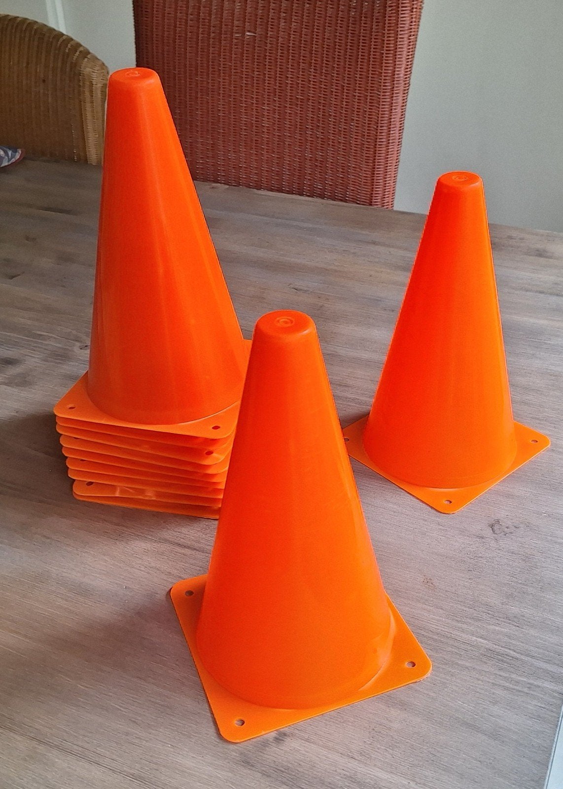 11 Oranje pionnen  - ideaal voor sport en spel, Ophalen, Gebruikt