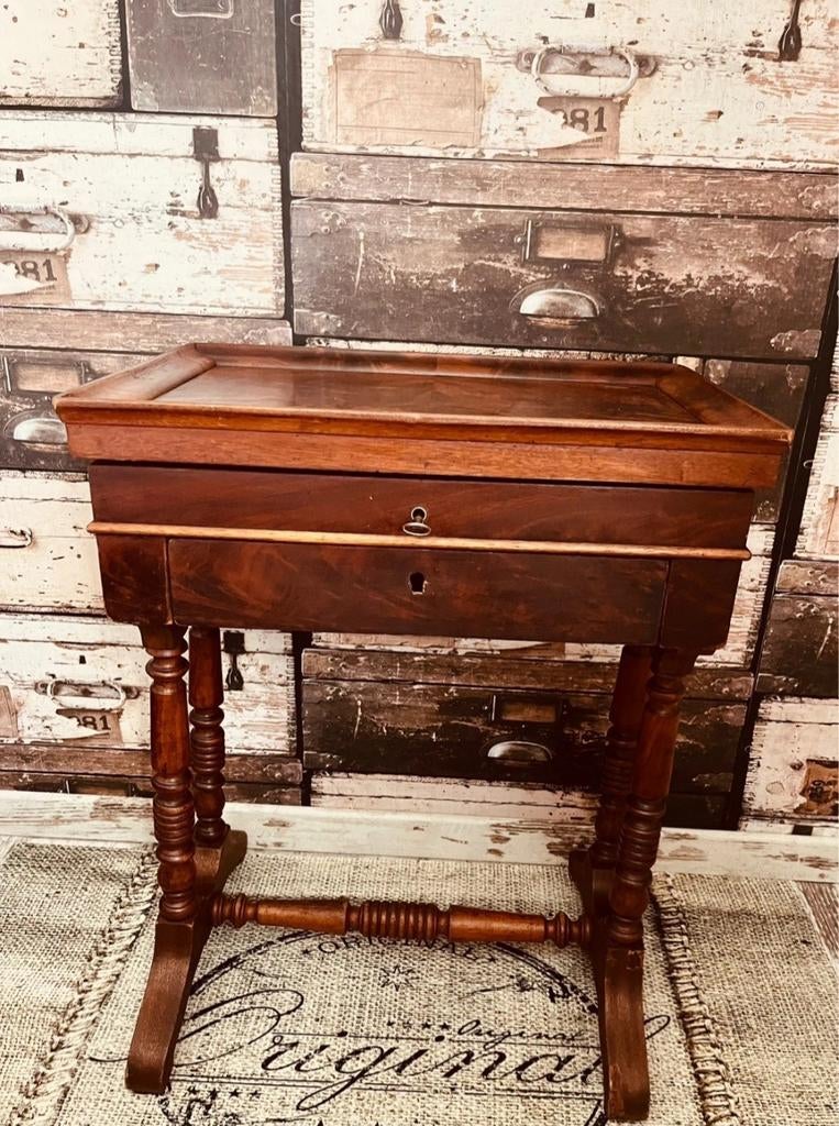 Antiek mahoniehouten kastje met spiegel en lade, Huis en Inrichting, Ophalen, 50 tot 100 cm, Minder dan 100 cm
