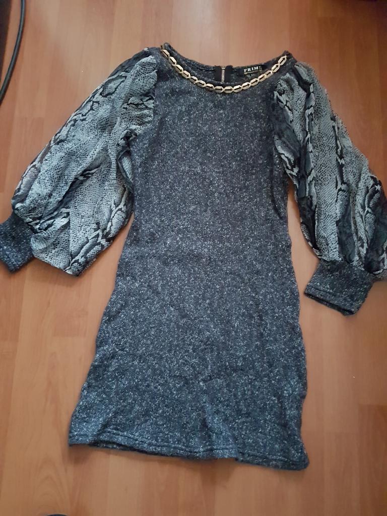Winter grijs jurkje met slangeprint pofmouwen Frime - S/M, Kleding | Dames, Maat 38/40 (M), Ophalen of Verzenden, Zo goed als nieuw
