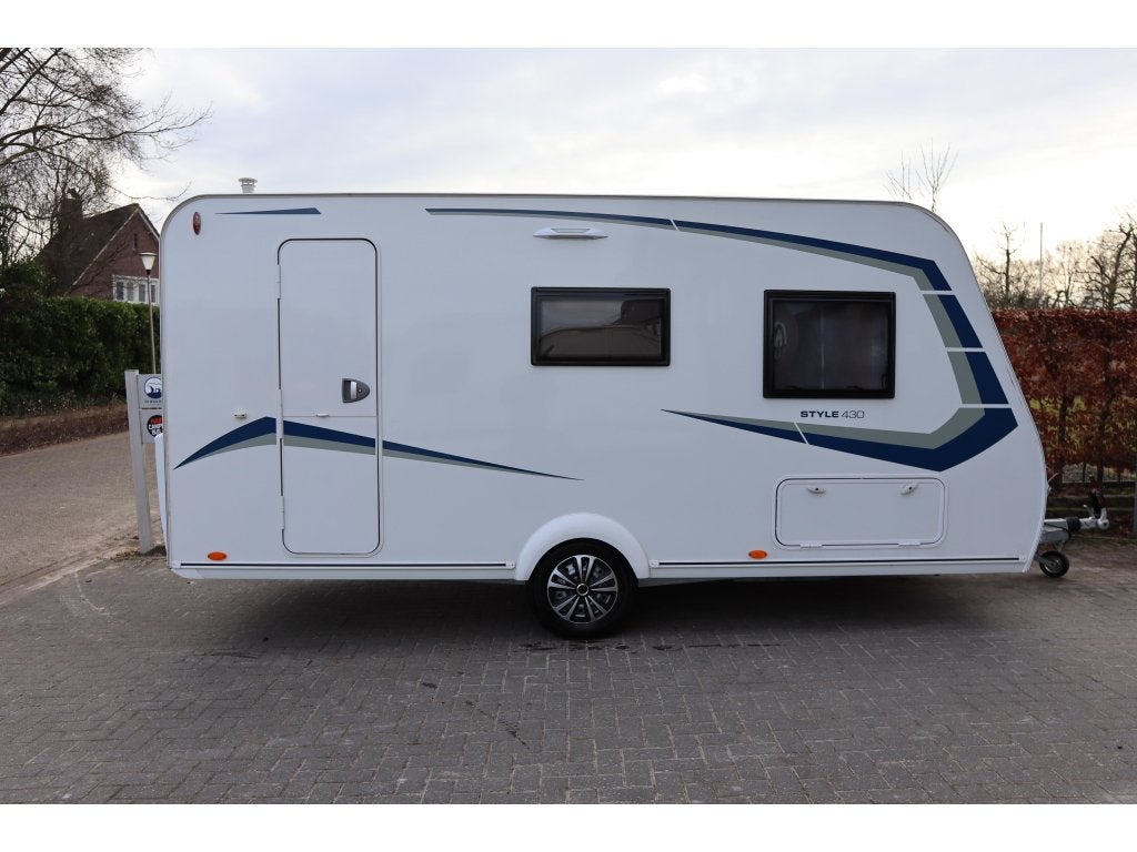 Caravelair Alba Style 430 bouwjaar 2024, Caravans en Kamperen, Overige typen, Bedrijf, Caravelair, Overige