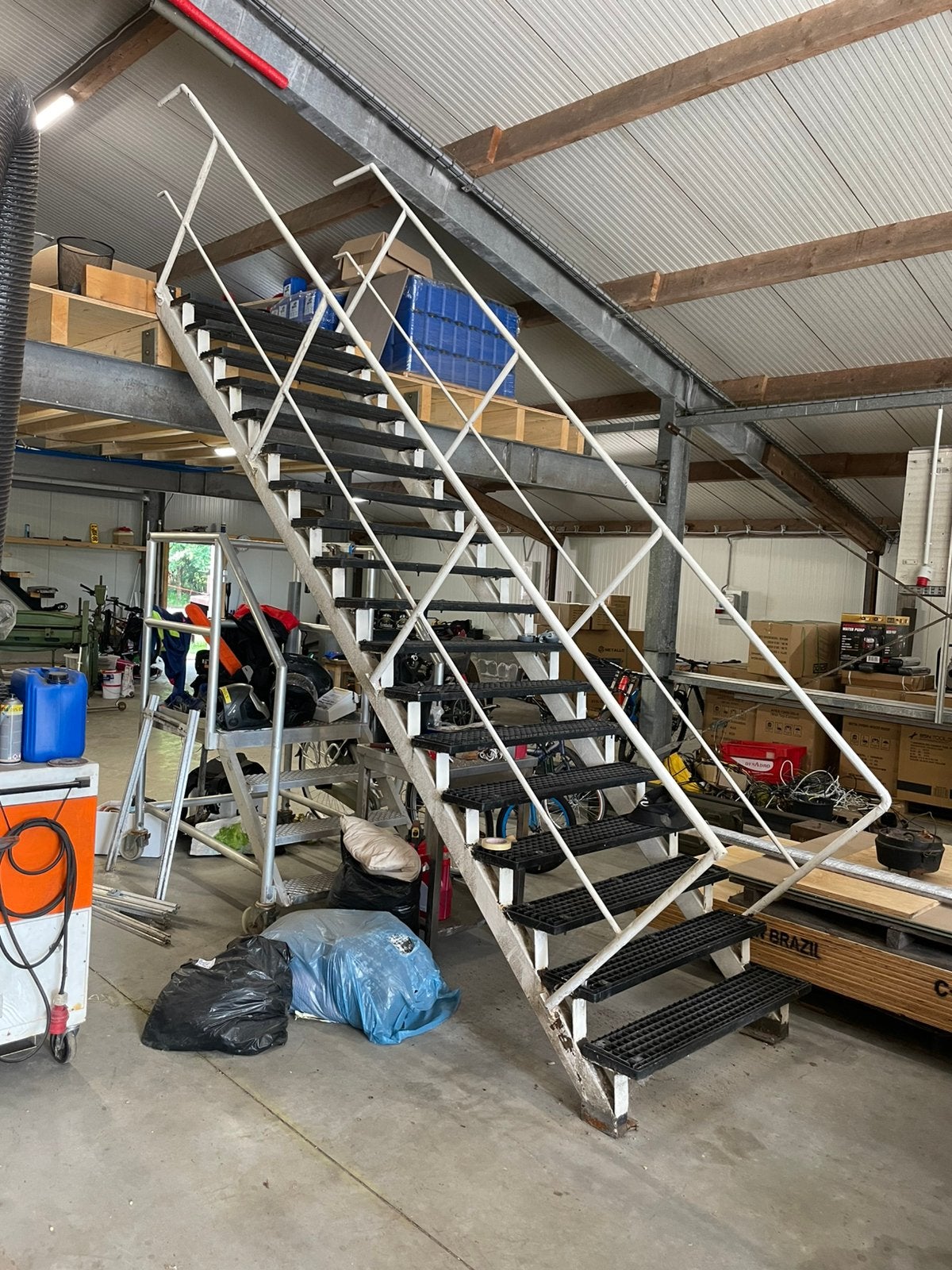 Stalen trap, Ophalen, Gebruikt, Overige typen, 2 tot 5 meter