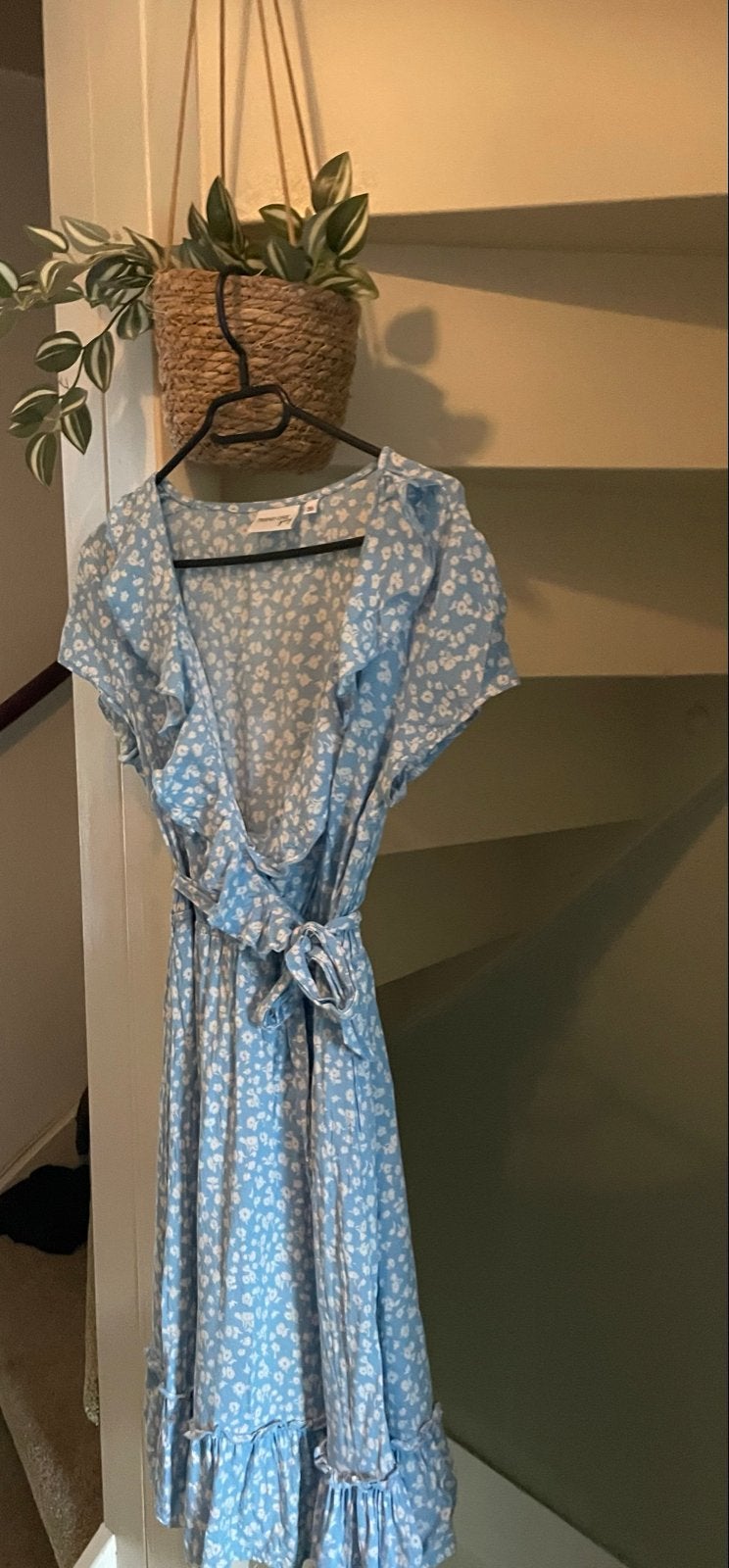 TREND ONE young lichtblauwe jurk met bloemenprint, Blauw, Ophalen of Verzenden, Zo goed als nieuw, Maat 36 (S)