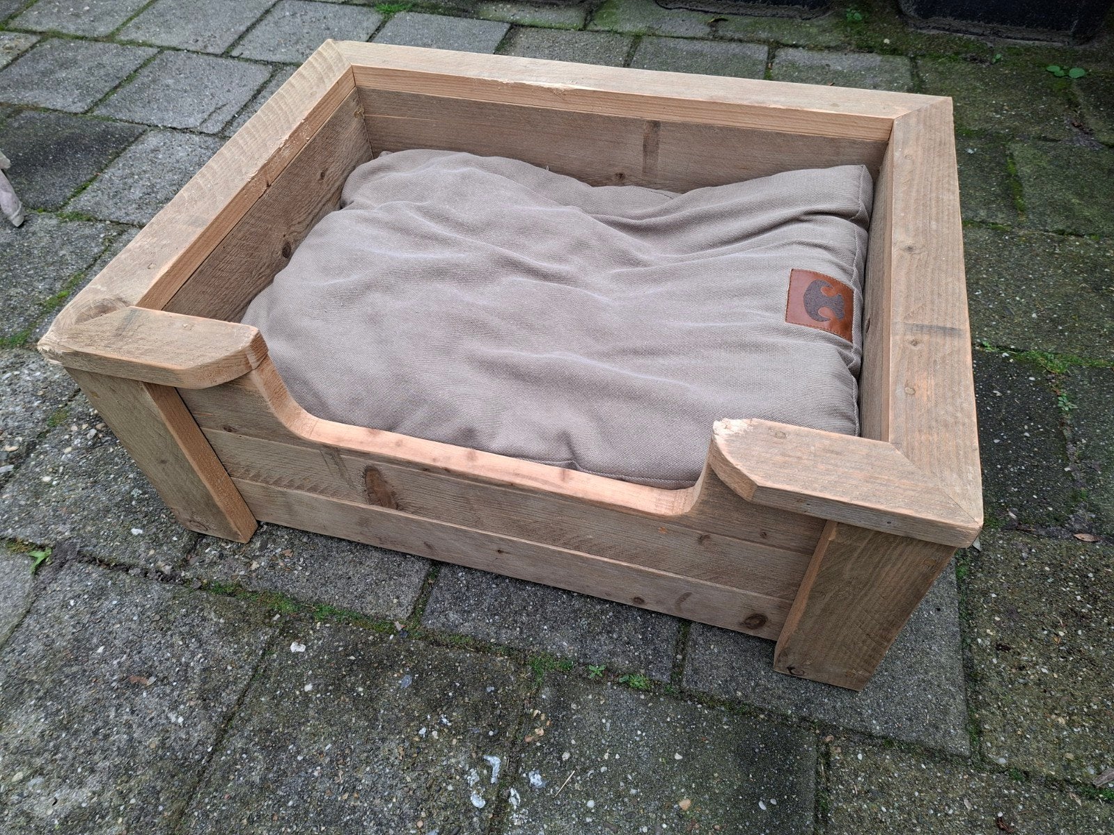 Hondenbed, Ophalen, Zo goed als nieuw, Overige