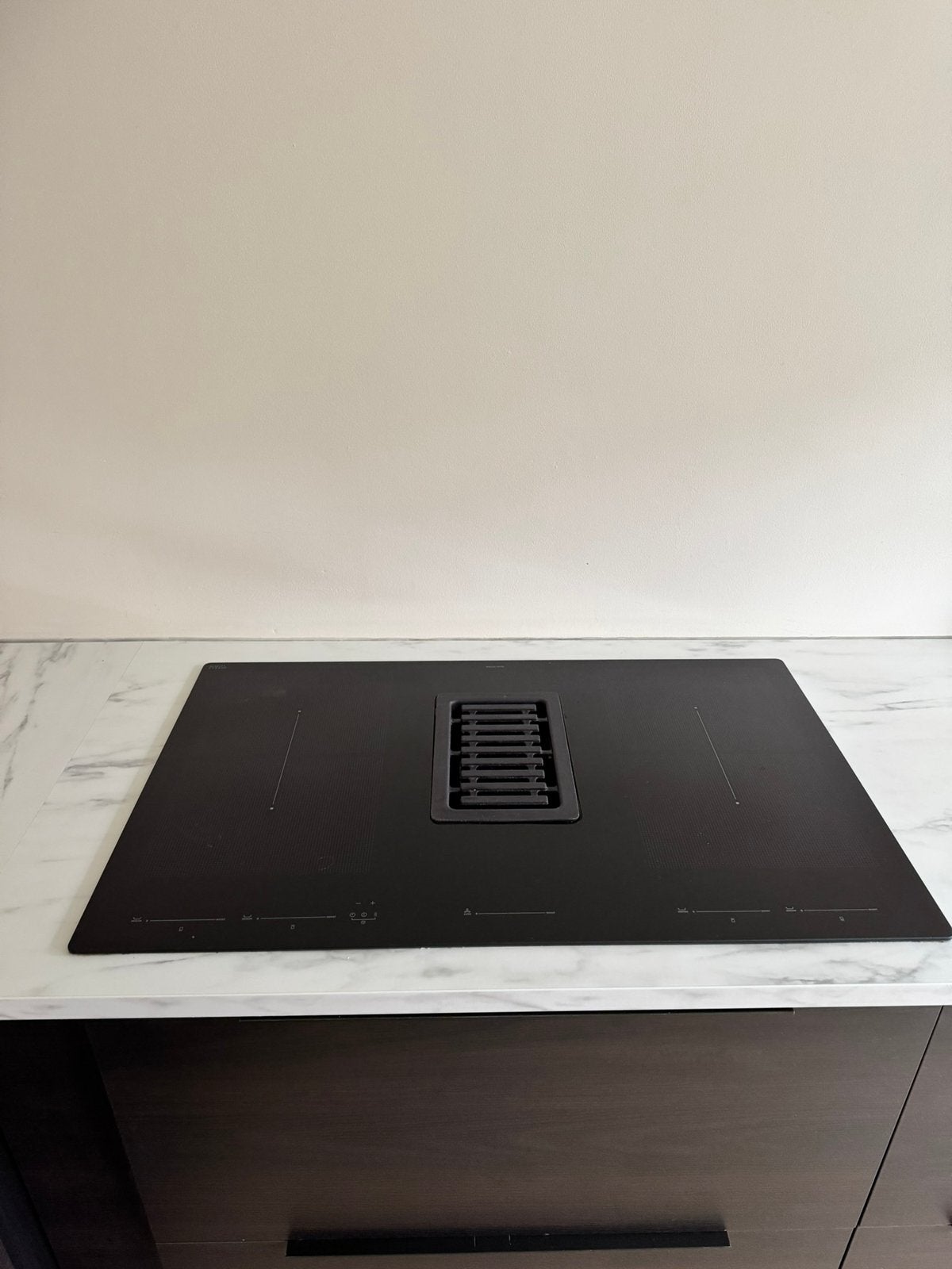 IKEA Inductie kookplaat met afzuigsysteem, Witgoed en Apparatuur, Kookplaten, Ophalen, Inbouw, Inductie, 4 kookzones