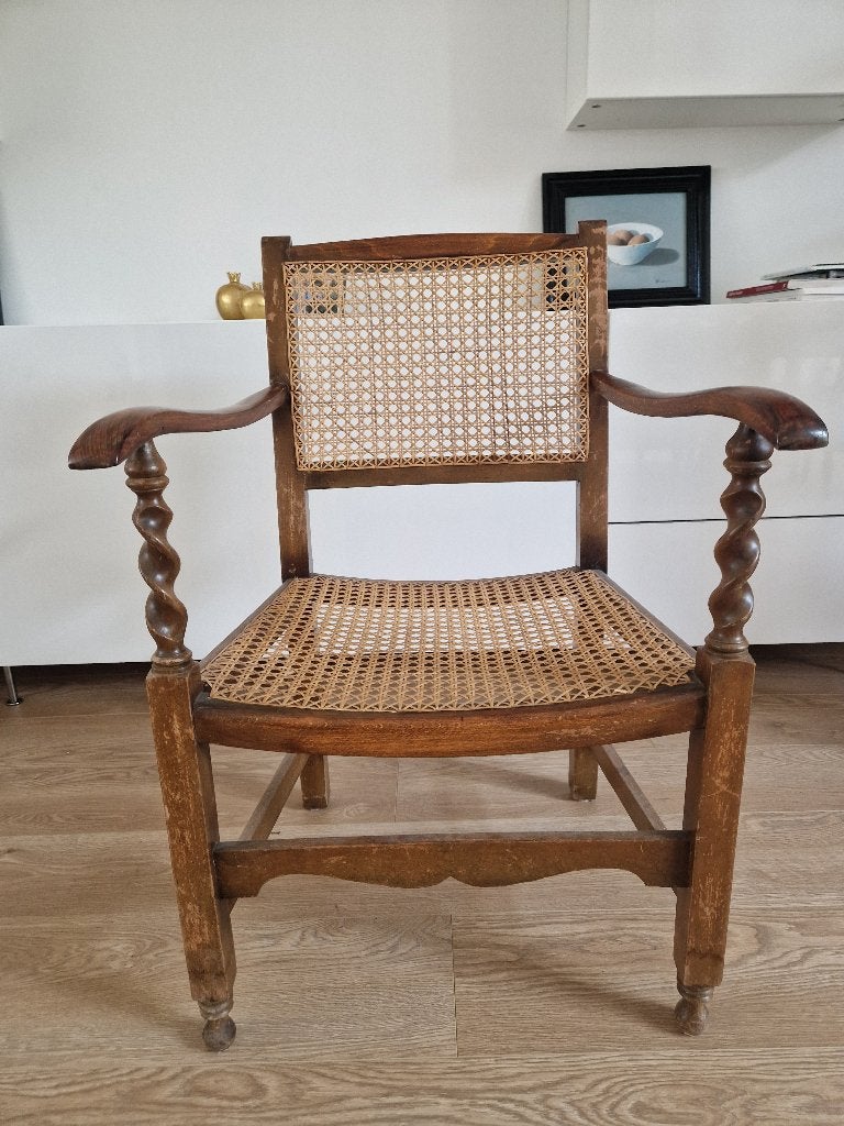Antieke stoel, Ophalen