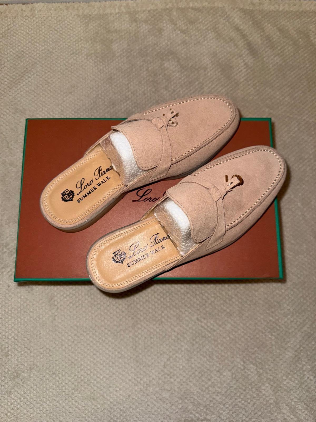 Loro Piana Charms SummerWalk Muiltjes Beige&Grey 36,37,38,39, Kleding | Dames, Schoenen, Ophalen of Verzenden, Zo goed als nieuw