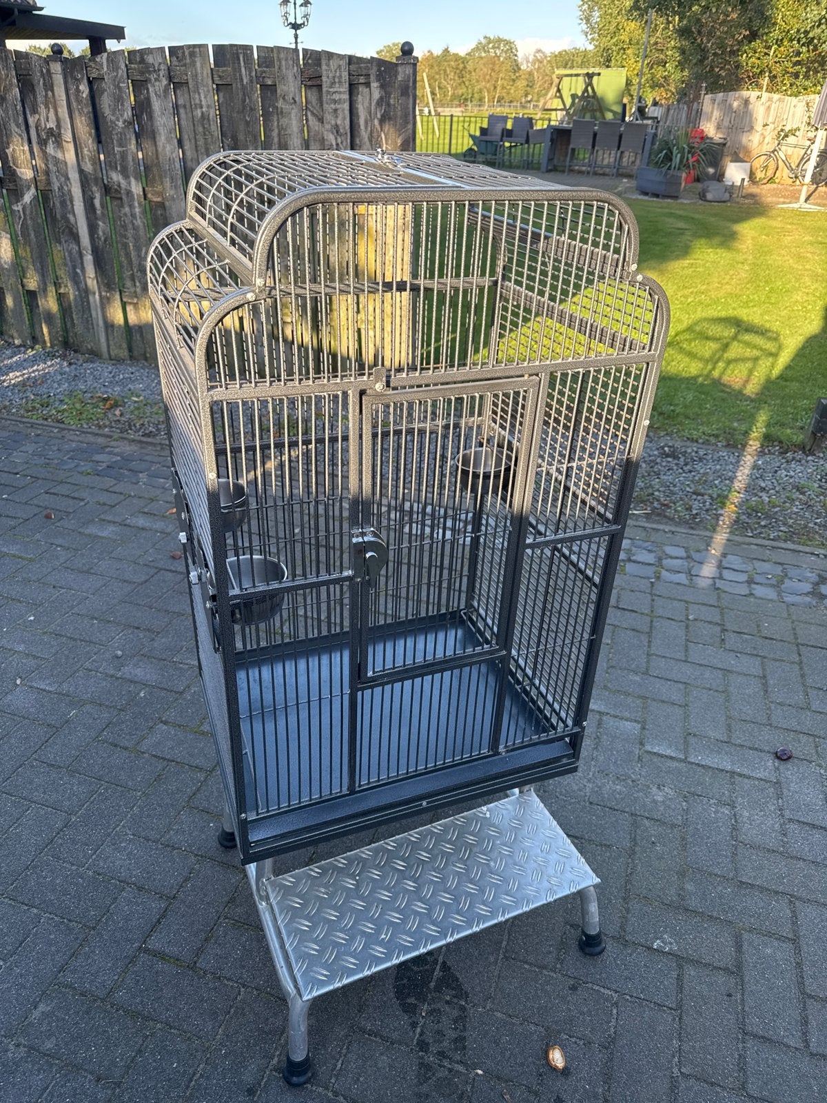 Grote degelijke vogelkooi papagaai kooi, Ophalen, Zo goed als nieuw, Metaal, Vogelkooi
