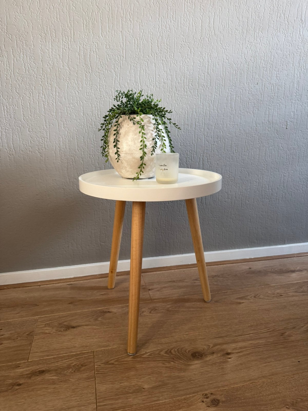 Bijzettafeltje van Jysk, Huis en Inrichting, Ophalen, Minder dan 45 cm, Minder dan 55 cm, Rond