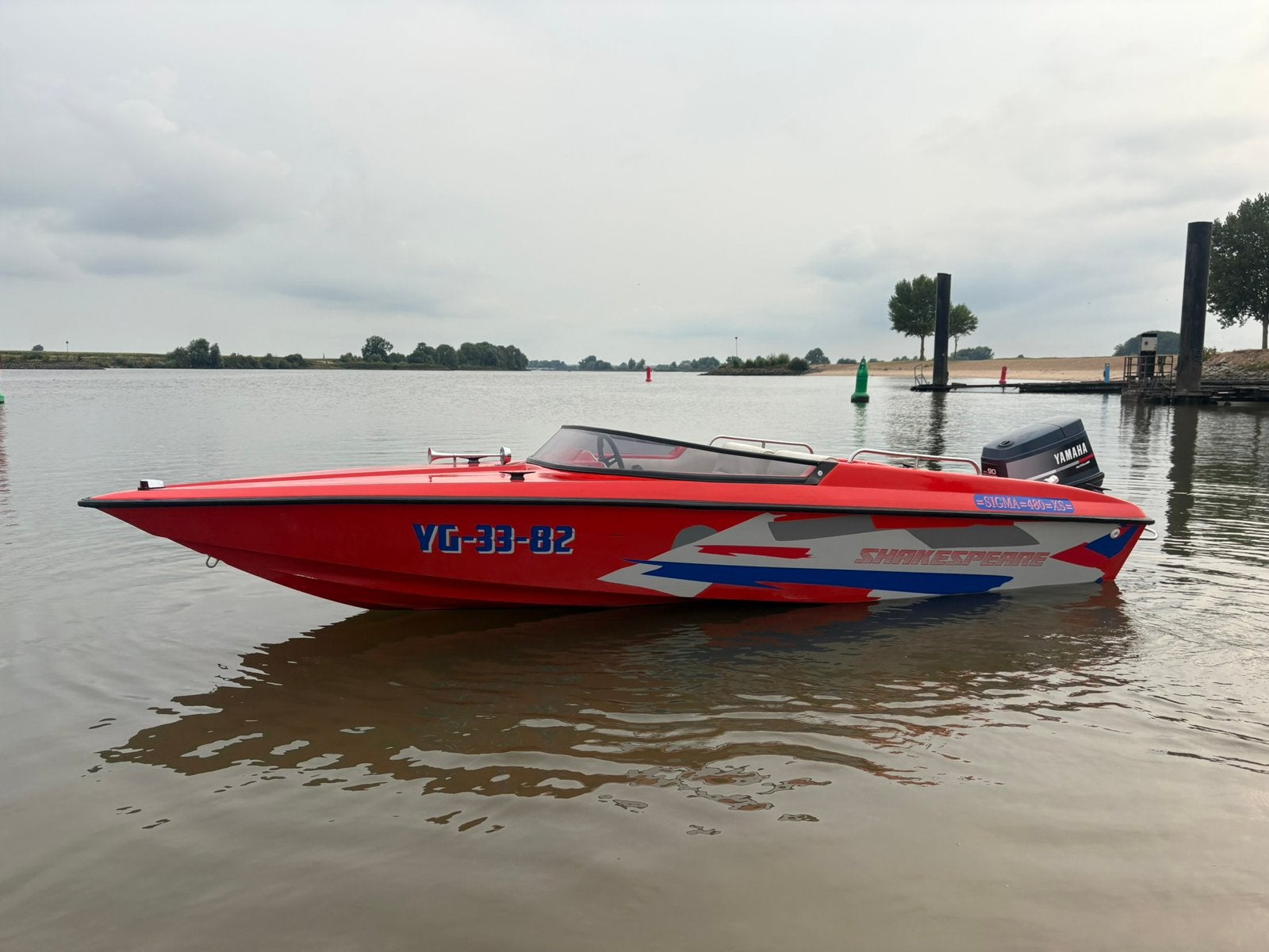 Shakespeare Sigma 480 XS met Yamaha 90 pk Autolube, Watersport en Boten, Speedboten, Ophalen, Gebruikt, Elektrische start, 70 tot 120 pk