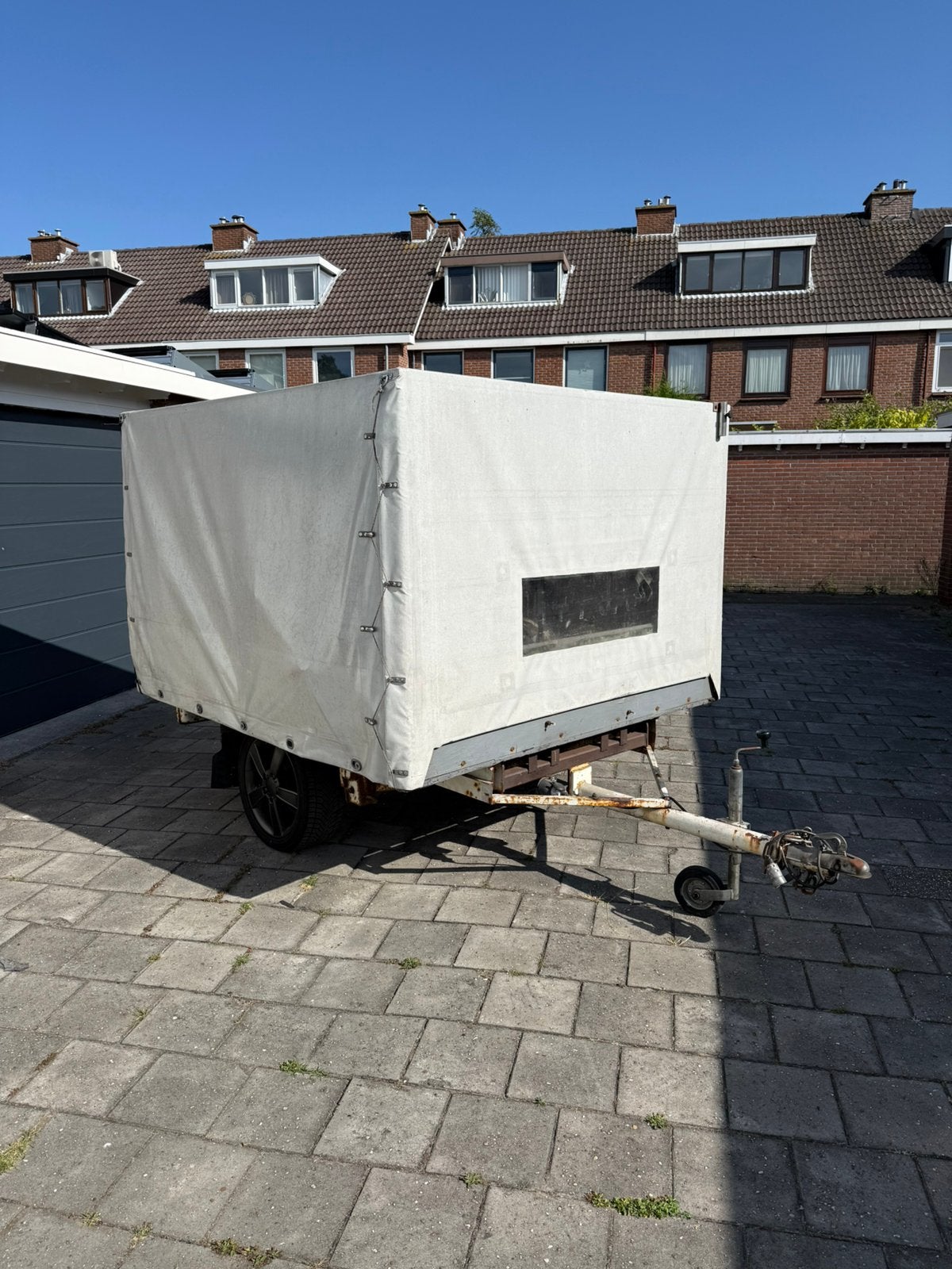 Aanhanger dichte huif geveerd, Ophalen of Verzenden, Zo goed als nieuw