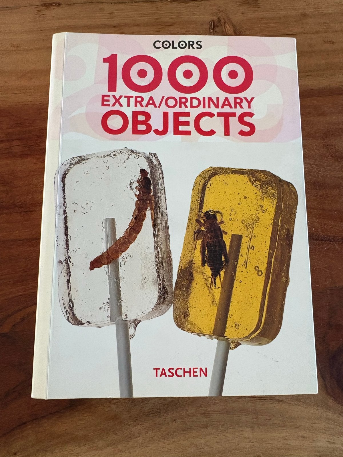 1000 Extra/Ordinary Objects - Bijzonder Boek, Ophalen of Verzenden, Zo goed als nieuw, Europa overig