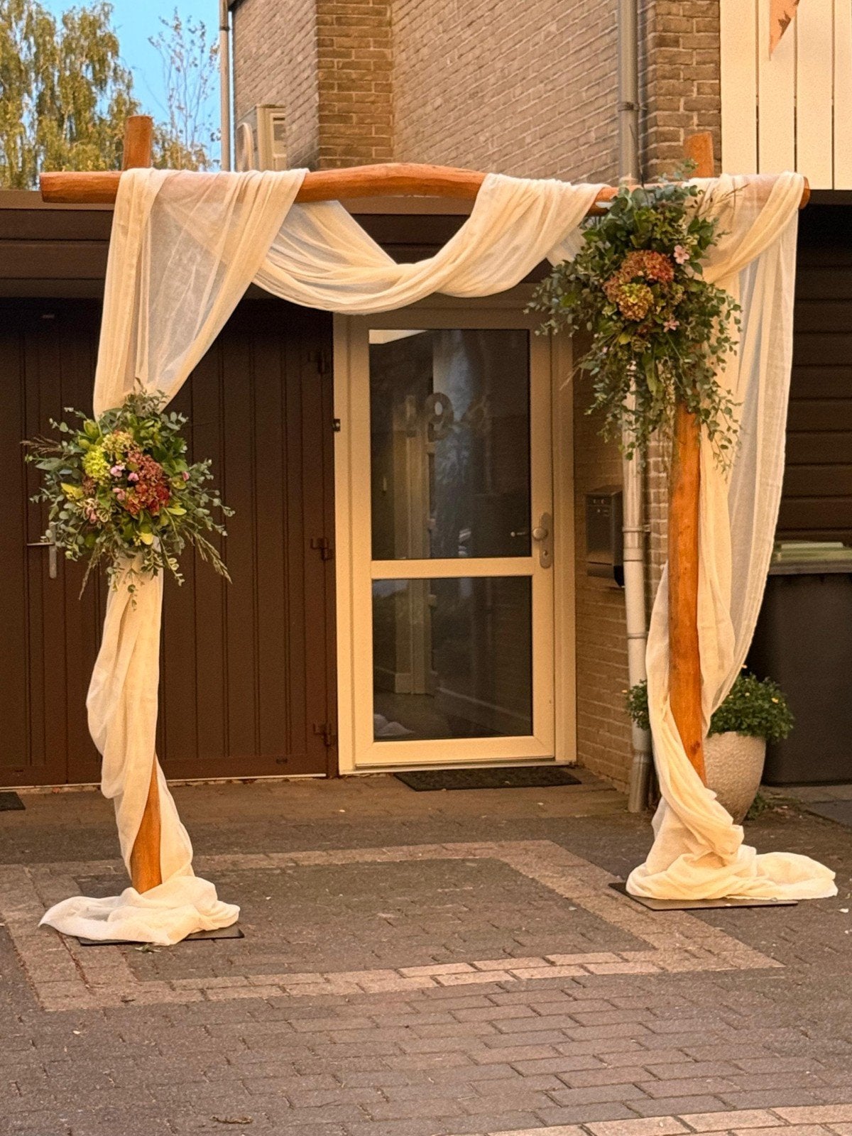 Te huur: Houten trouwboog / backdrop boog, Ophalen, Zo goed als nieuw, Overige