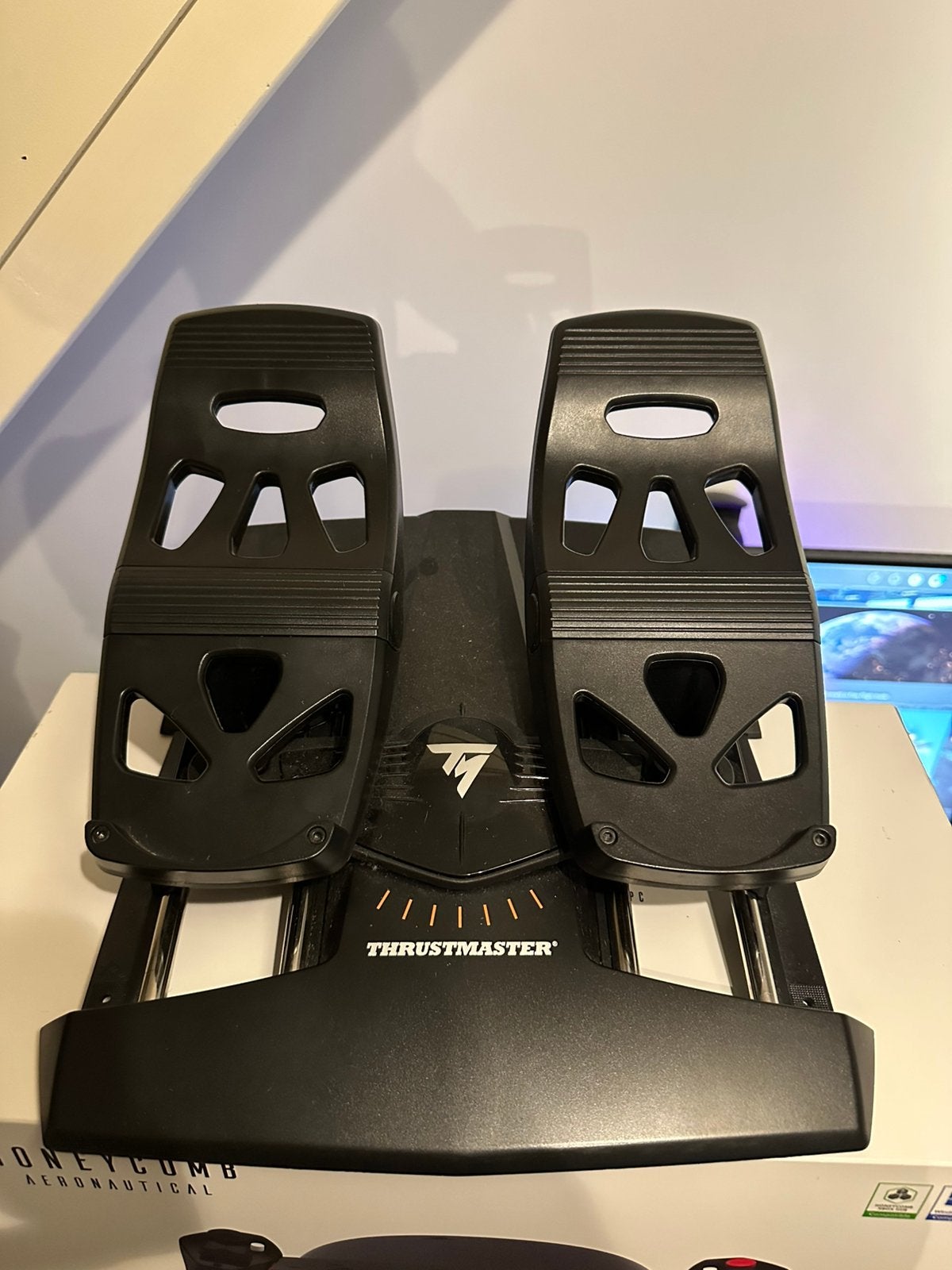 Thrustmaster T.16000M rudder pedals flight sim - goede staat, Verzenden, Zo goed als nieuw, Thustmaster