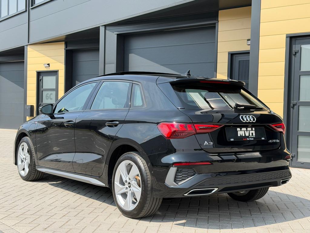 Audi A3 Sportback 40 TFSI e Edition Model 23 - S-line - Pano, Gebruikt, 4 cilinders, 150 pk, Zwart