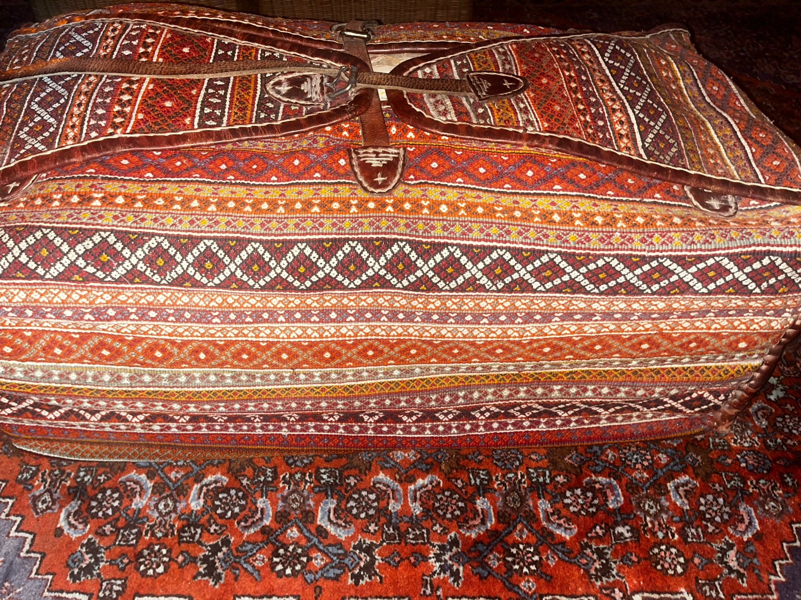 Nomaden textiel kist / poef Quasqai tribal, Ophalen