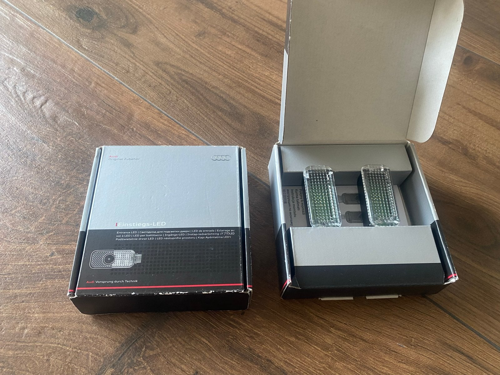 2 doosjes Audi Einstiegs-LED Downlight (geen logo), Auto-onderdelen, Ophalen of Verzenden, Nieuw, Audi