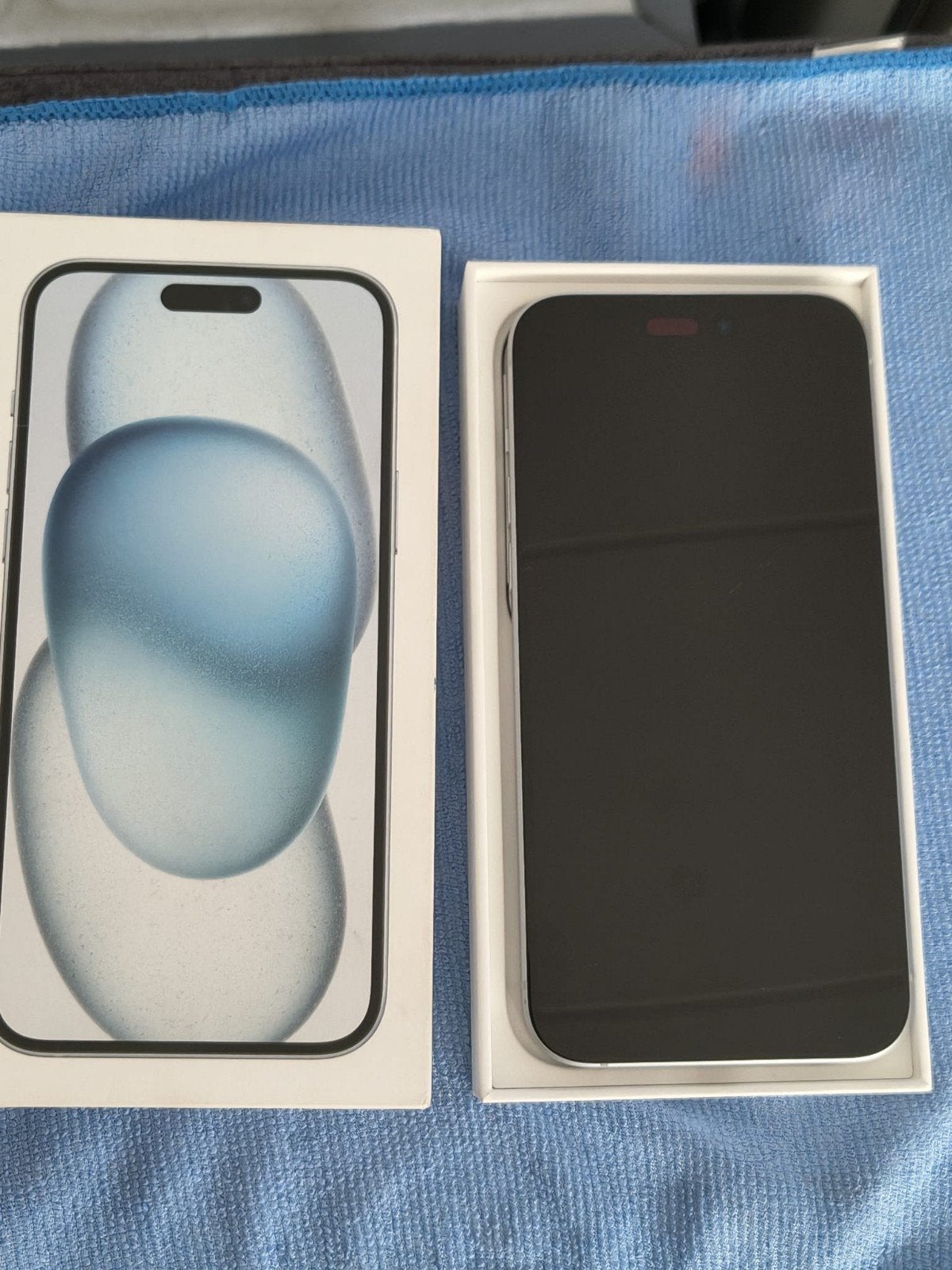 iPhone 15 Plus 128GB Wit - Lichte gebruikssporen, Telecommunicatie, Mobiele telefoons | Apple iPhone, Wit, Ophalen of Verzenden