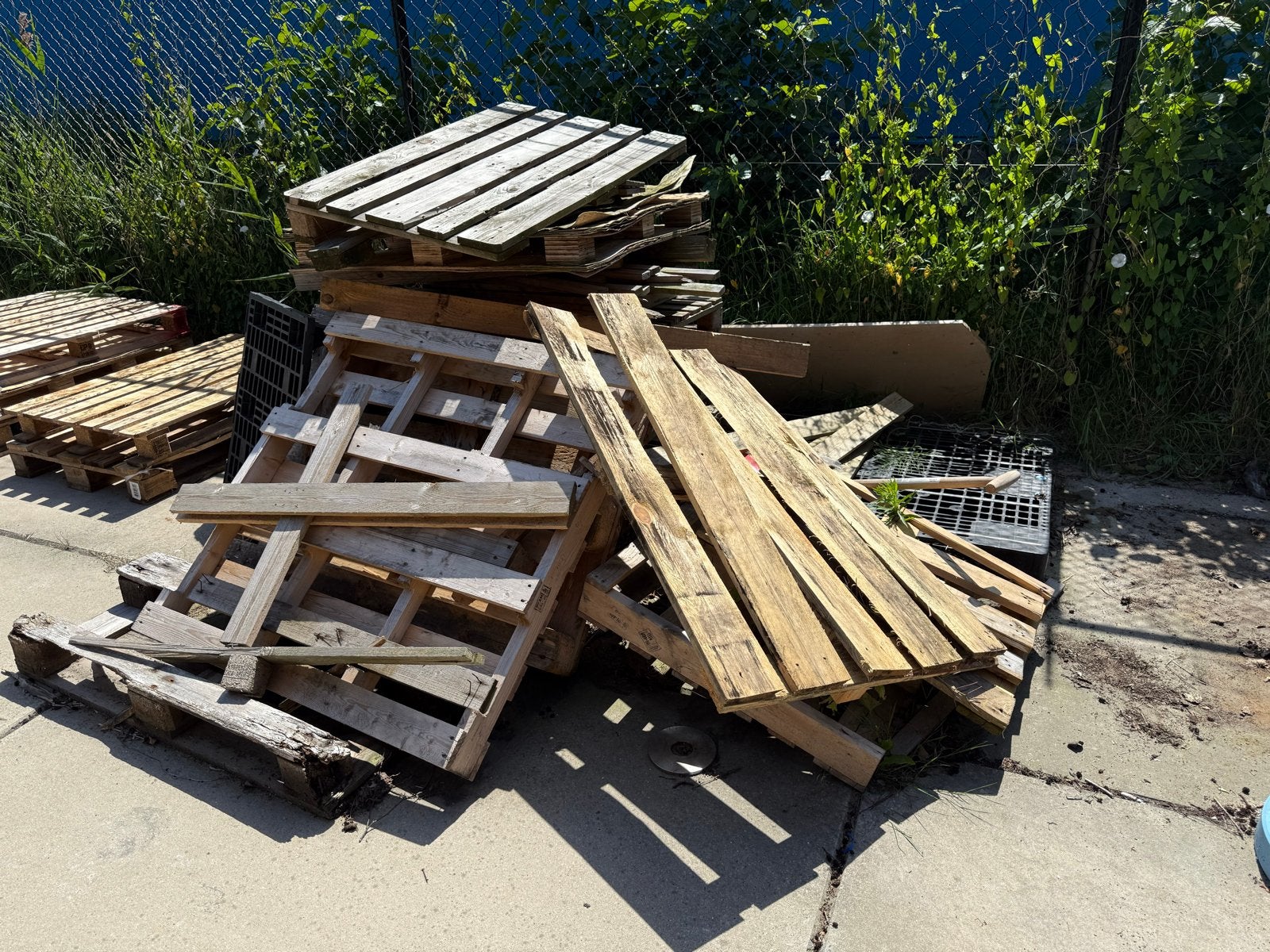 Diverse partij gebruikt hout en pallets, Ophalen, Gebruikt, Minder dan 25 mm, Plank