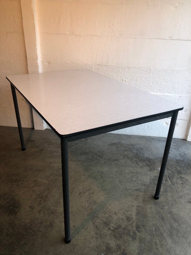 Industriële vintage eettafel, vintage design, Overige houtsoorten, 100 tot 150 cm, Zo goed als nieuw, Rechthoekig
