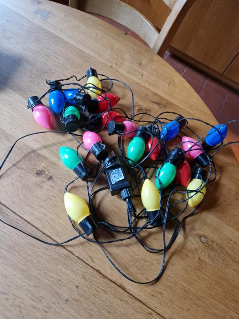 GEKLEURDE GEZELLIGE 🎉 FEESTVERLICHTING, Tuin en Terras, Buitenverlichting, Ophalen of Verzenden, Netvoeding, Minder dan 50 watt