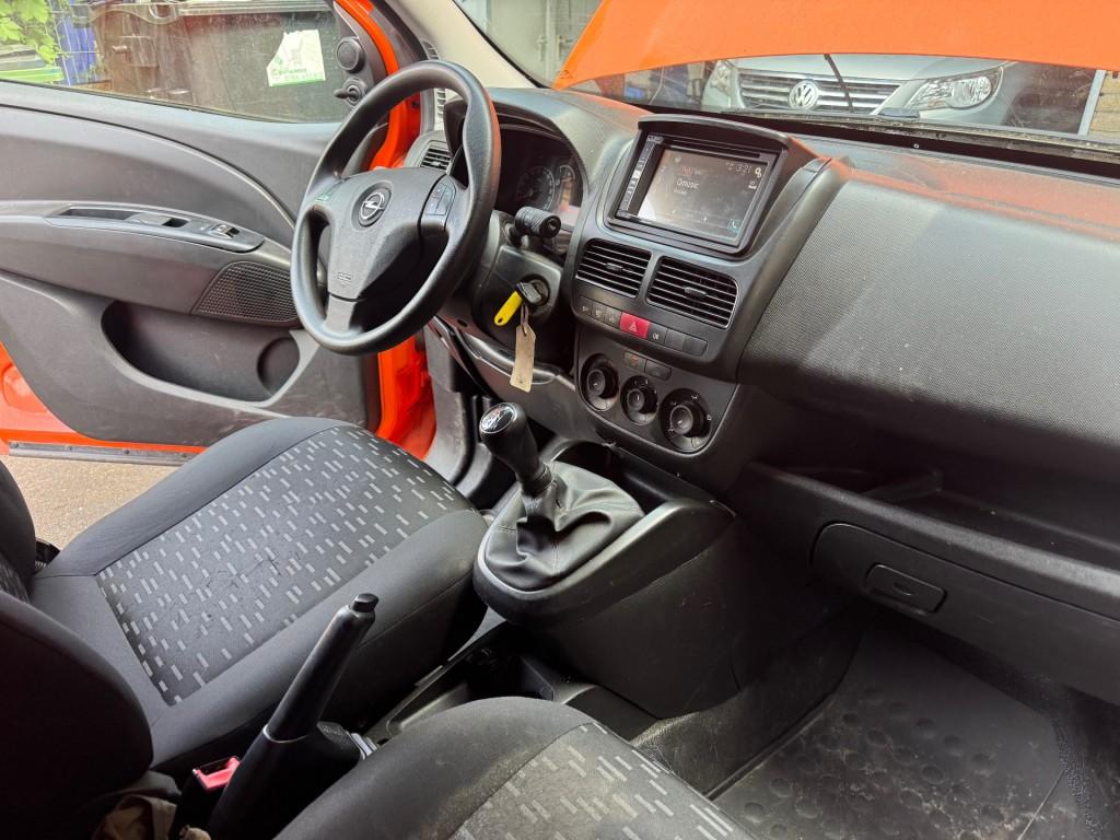 Opel COMBO 1.3 CDTi L1H1 Selection AIRCO 1STE EIG. TREKHAAK, Auto's, Bestelauto's, Overige kleuren, Bedrijf, 2 stoelen, 22 km/l