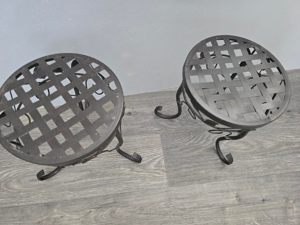 2 Gebruikte Metalen Plantenstandaards, Huis en Inrichting, Woonaccessoires | Overige, Ophalen, Gebruikt, Zwart, Metaal