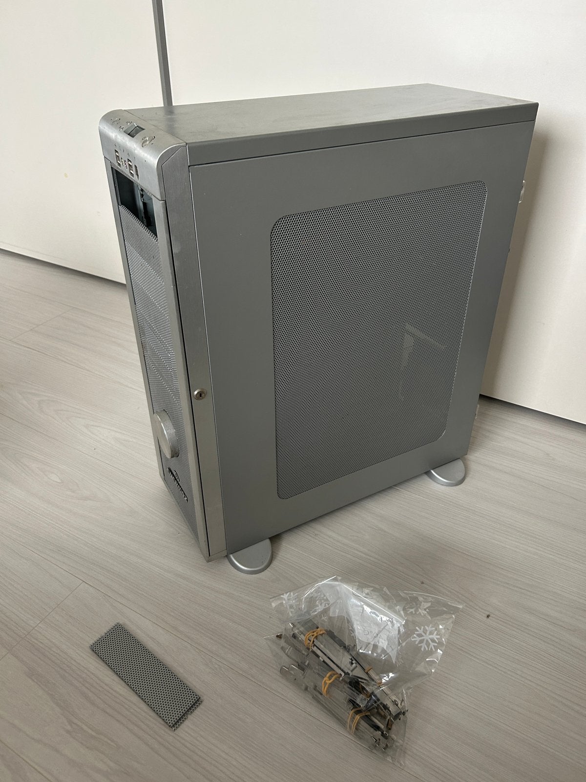 Oude Enermax computerkast, Computers en Software, Ophalen, Gebruikt