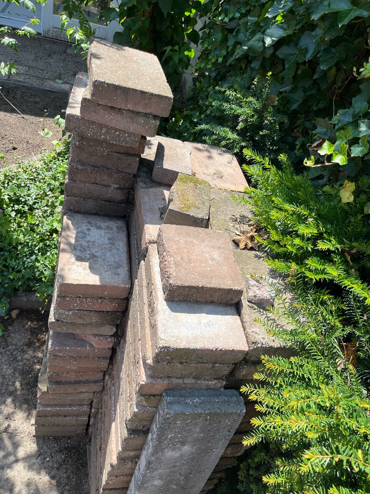 120 tuintegels antiek rood/bruin 30x30 cm, Tuin en Terras, Ophalen, Gebruikt, 10 m² of meer, Beton