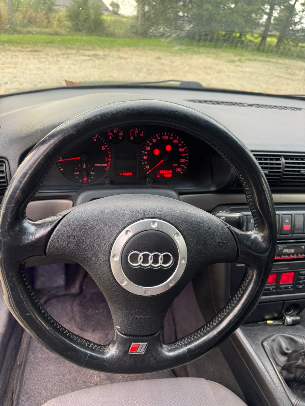 Foto 14 van Audi a4 b5 1.8t stoelverwarming vossen velgen