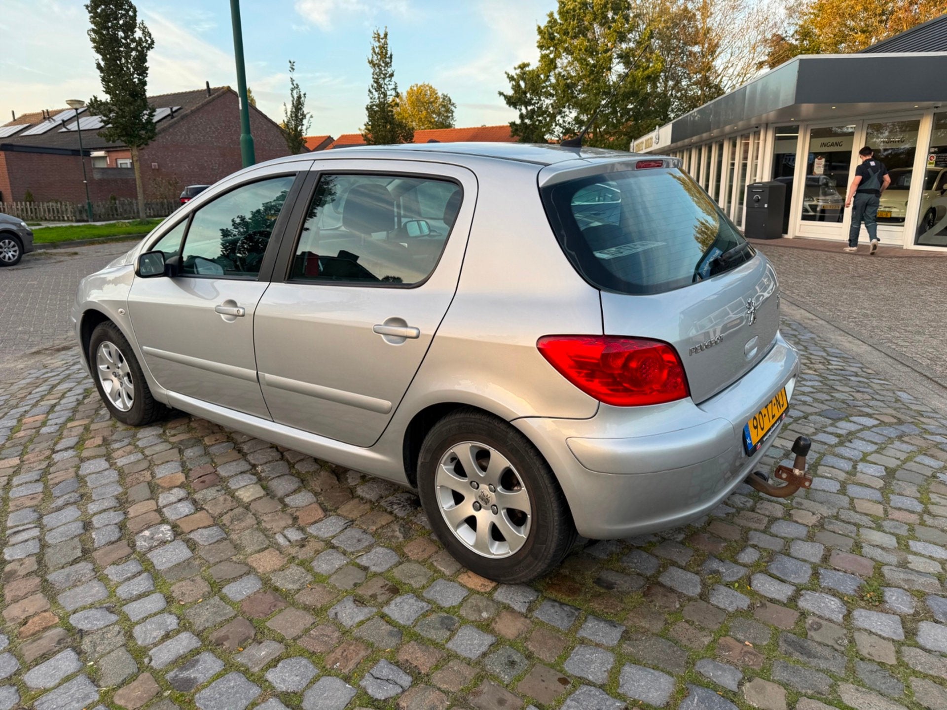 Peugeot 307 1.6-16V Premium, Auto's, Voorwielaandrijving, Gebruikt, Verwarmde buitenspiegels, 4 cilinders