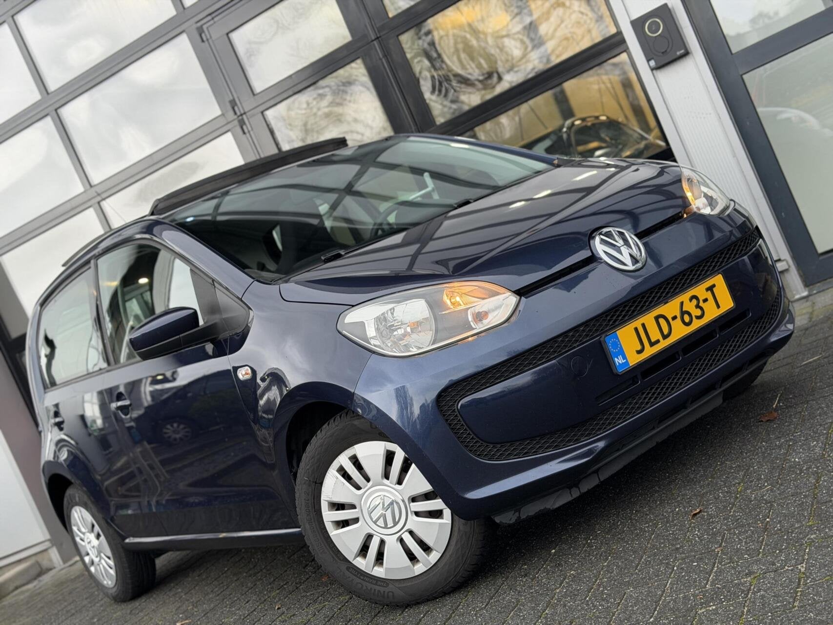 Volkswagen Up! 1.0 move up! BlueMotion / Panoramadak / Radio, Voorwielaandrijving, Euro 5, Gebruikt, Up!