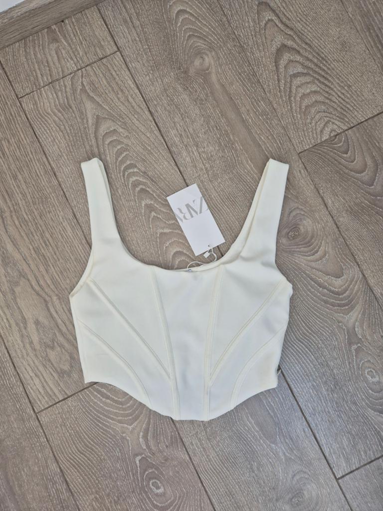 Cropped top. Maat 38, Maat 38/40 (M), Verzenden, Nieuw, Zonder mouw