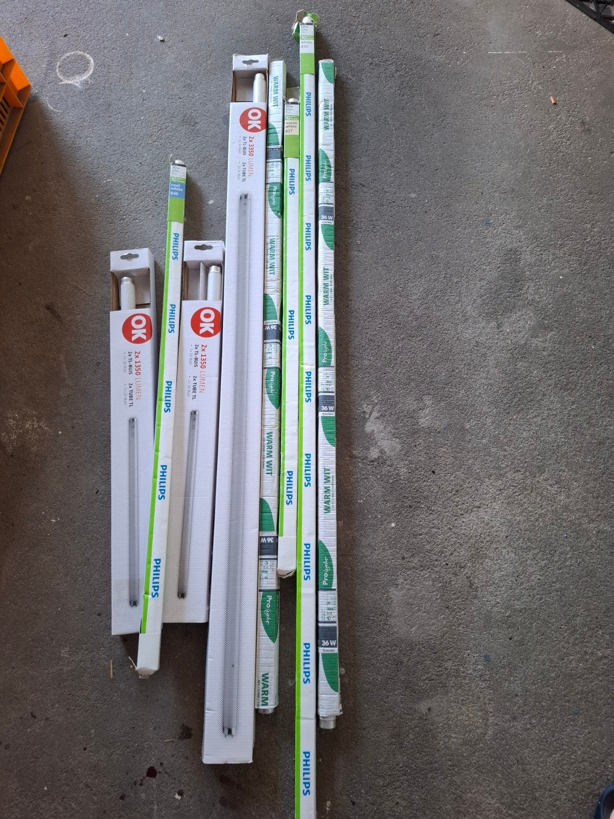 Diverse TL-buizen en TL-lampen - Philips en OK, Ophalen, Zo goed als nieuw, Overige typen
