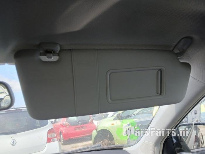 Zonneklep van een Audi A3