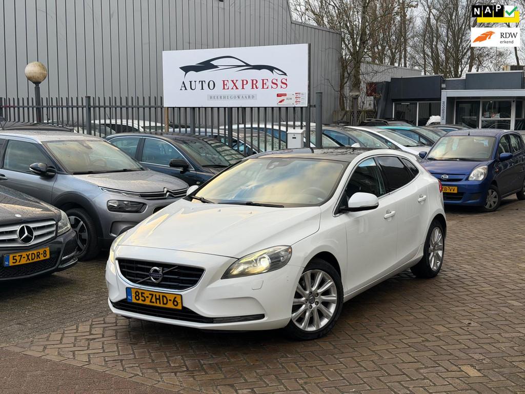 Volvo V40 1.6 T3 Summum/Clima/Leer/Pano Dak/Xenon/Camra/Crui, Auto's, Volvo, Gebruikt, 4 cilinders, 150 pk, Automatische klimaatregeling