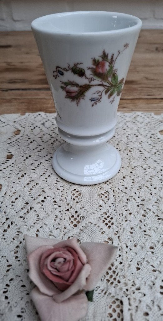 Antieke porseleinen Mazagran, roze bloemen, AH & Co, Ophalen of Verzenden