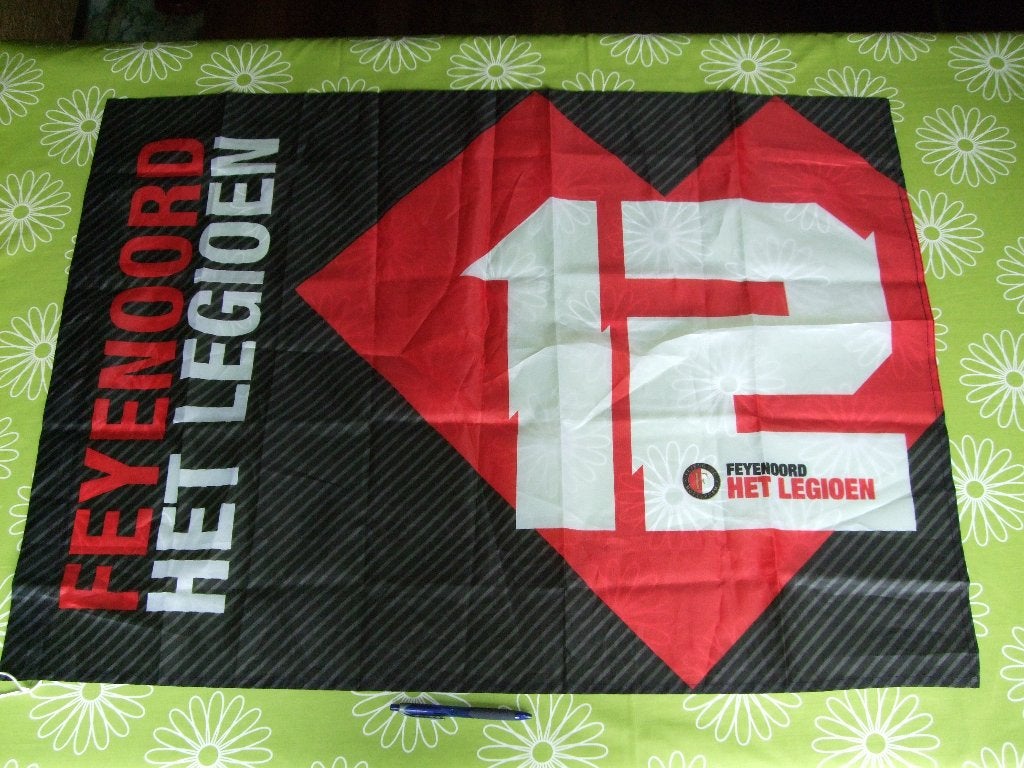 Nieuwe Vlag Feyenoord Het Legioen (circa 100x 75cm), Ophalen of Verzenden, Nieuw, Buitenlandse clubs, Overige typen