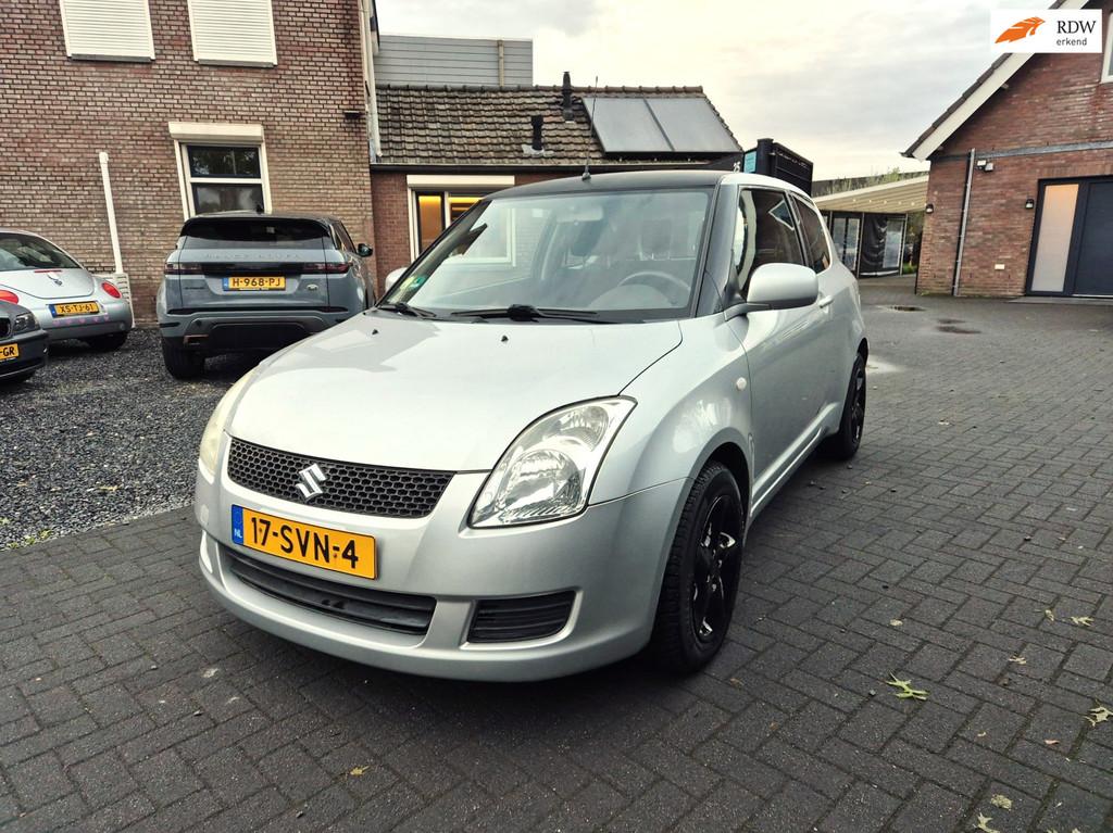 Suzuki Swift 1.3 Comfort Airco 3 Deurs 15 Inch Sportvelgen, Auto's, Suzuki, Stof, Gebruikt, 400 kg, Elektrische ramen