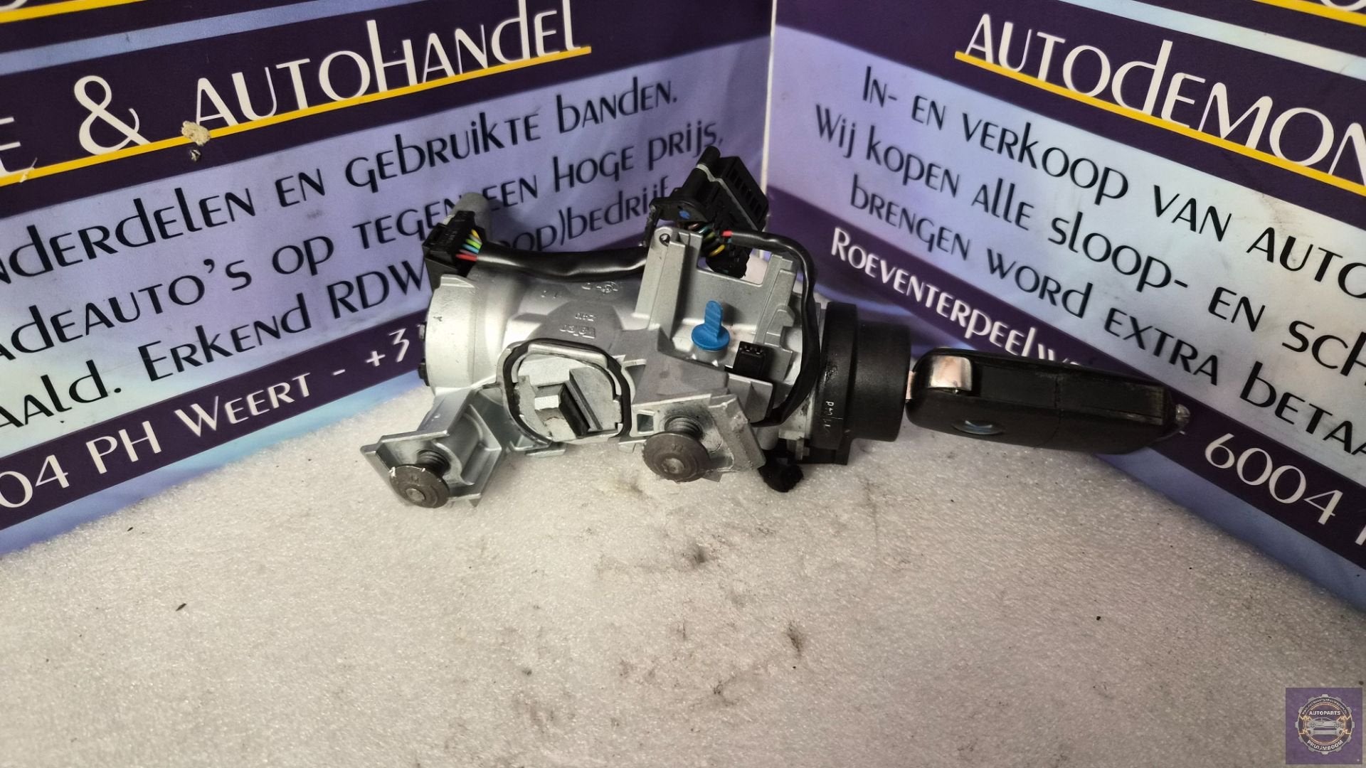 Audi A3 (8P1) bj2004 Sleutels + Contactsloten 1K0905865, Gebruikt, AUDI AG, Auto-Union-Strasse 1
85045  Ingolstadt, DE, Kundenbetreuung@audi.de