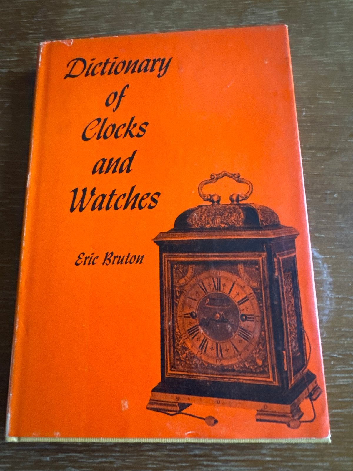 Dictionary of Clocks and Watches - Eric Bruton, Ophalen of Verzenden, Gelezen, Amerika
