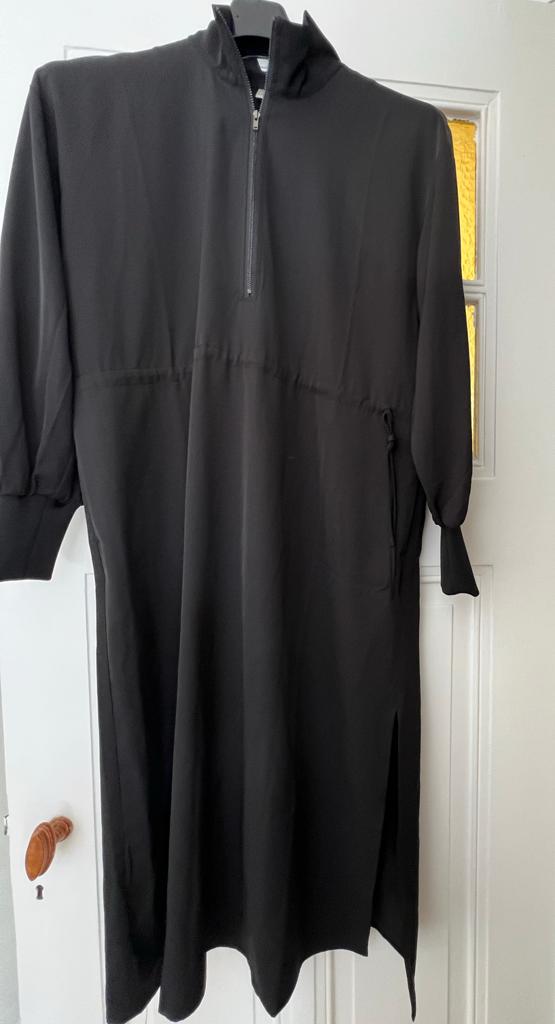 Gestuz donker blauwe - zwart blauwe Jurk mt xl, Blauw, Maat 42/44 (L), Ophalen of Verzenden, Zo goed als nieuw