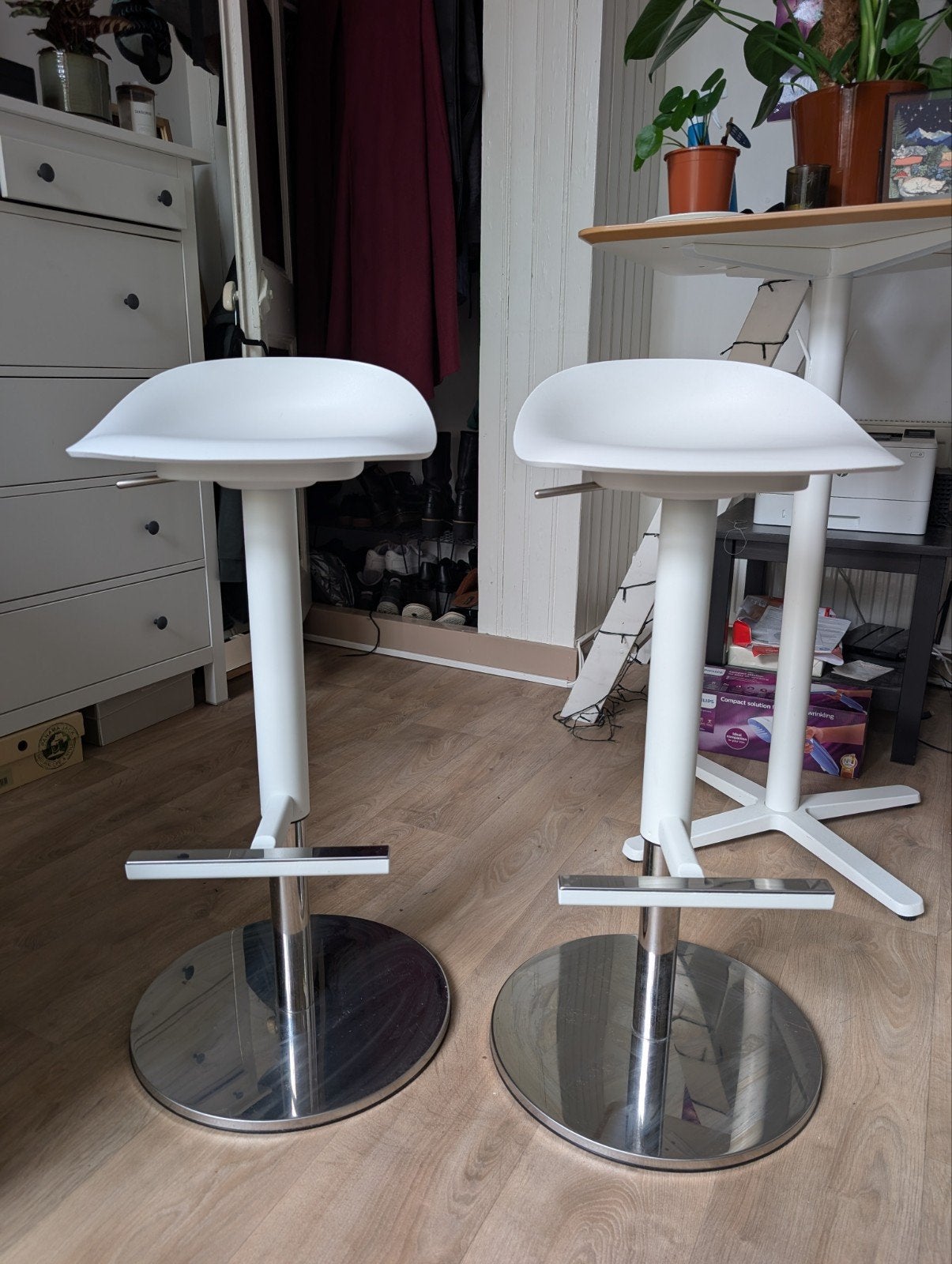2 ikea janinge barkrukken (prijs per stuk), 2 krukken, Ophalen, Zo goed als nieuw, 60 tot 90 cm