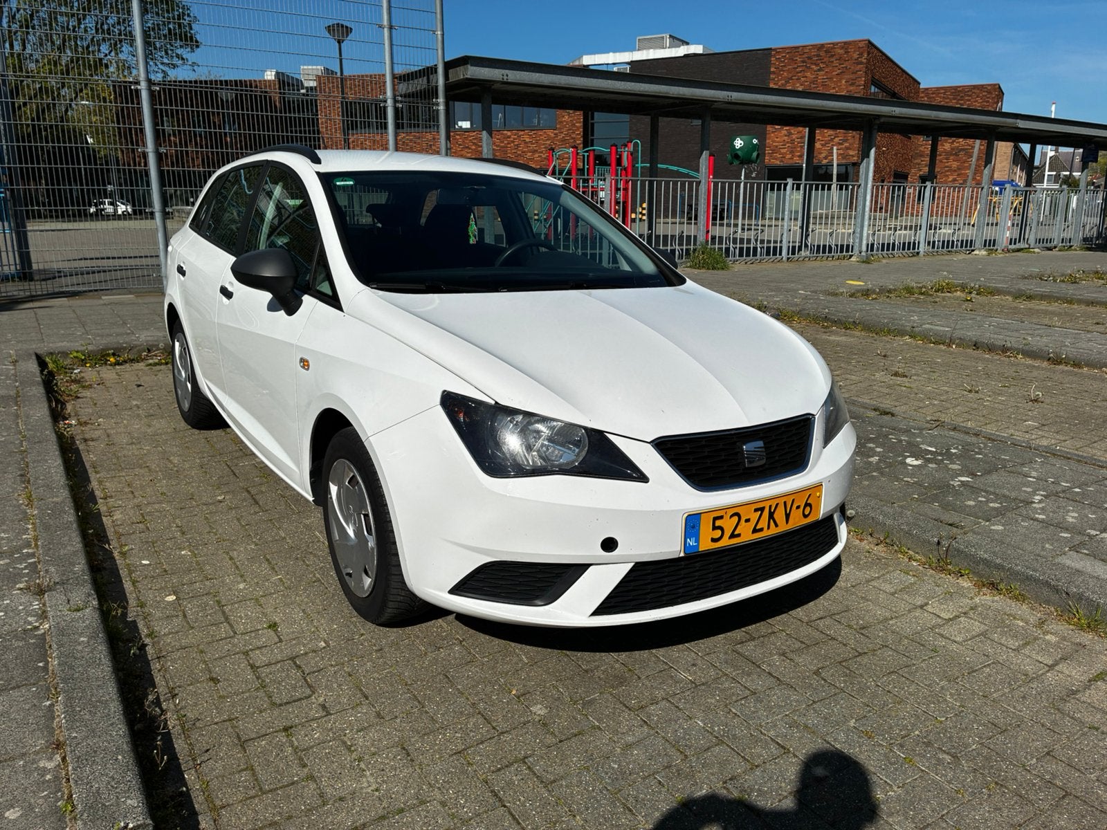 Seat Ibiza 1.2 44KW ST 2013 Wit, Auto's, Voorwielaandrijving, 40 €/maand, 1198 cc, Stationwagon